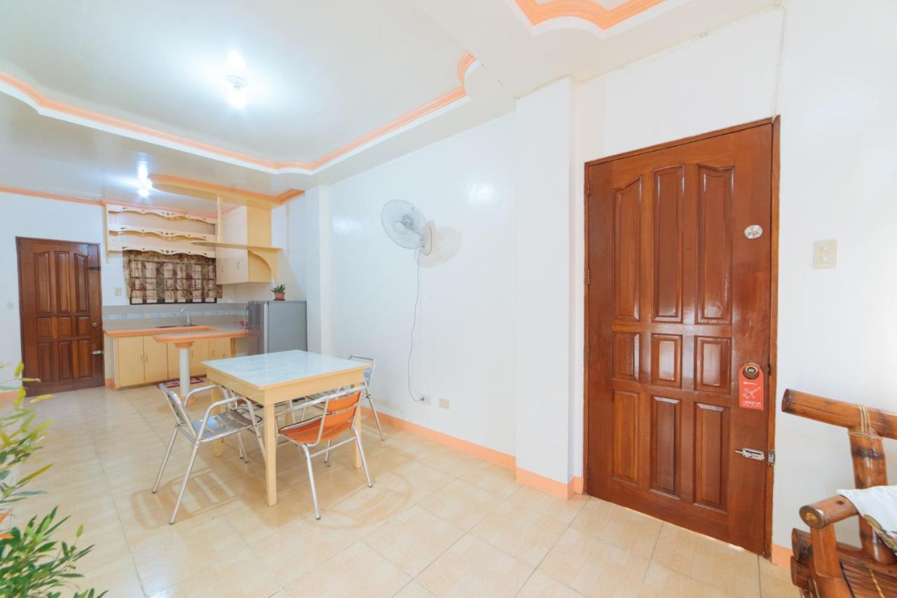 Reddoorz @ Q Abeto Street Mandurriao Ξενοδοχείο Iloilo City Εξωτερικό φωτογραφία