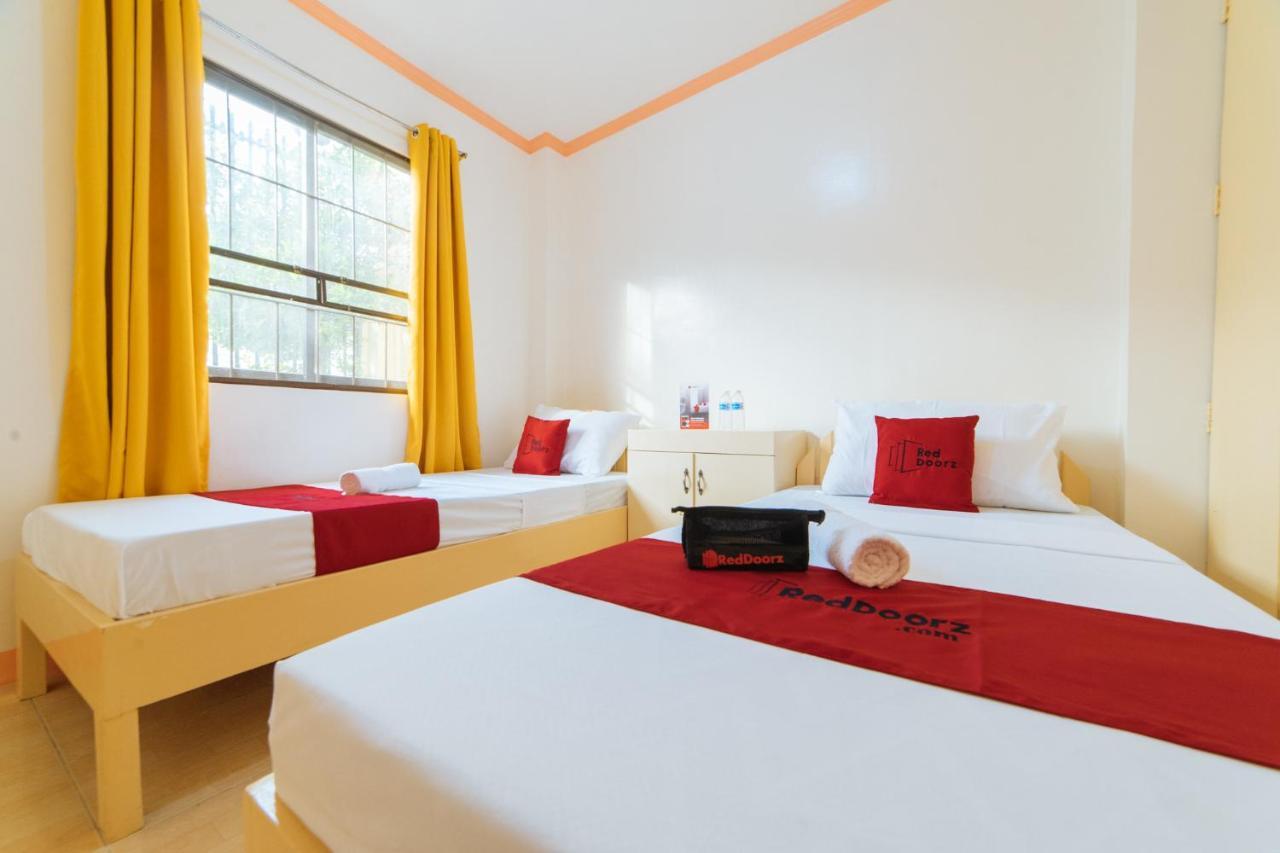 Reddoorz @ Q Abeto Street Mandurriao Ξενοδοχείο Iloilo City Εξωτερικό φωτογραφία