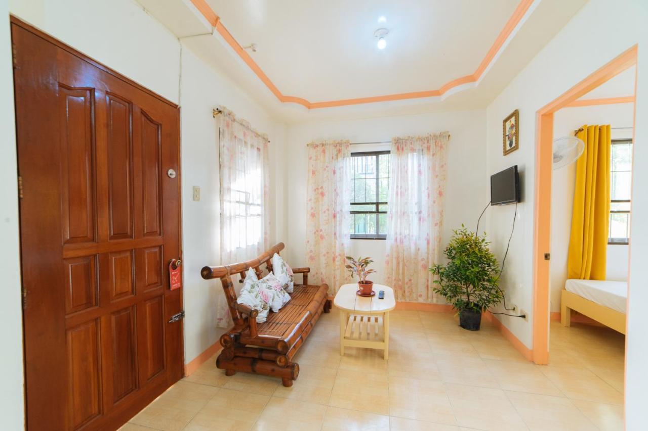 Reddoorz @ Q Abeto Street Mandurriao Ξενοδοχείο Iloilo City Εξωτερικό φωτογραφία