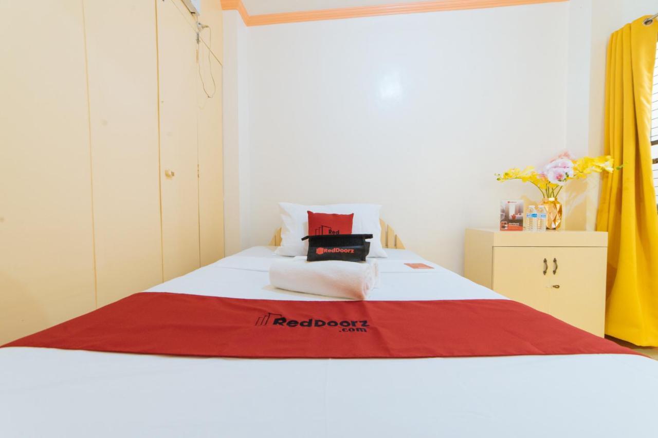 Reddoorz @ Q Abeto Street Mandurriao Ξενοδοχείο Iloilo City Εξωτερικό φωτογραφία