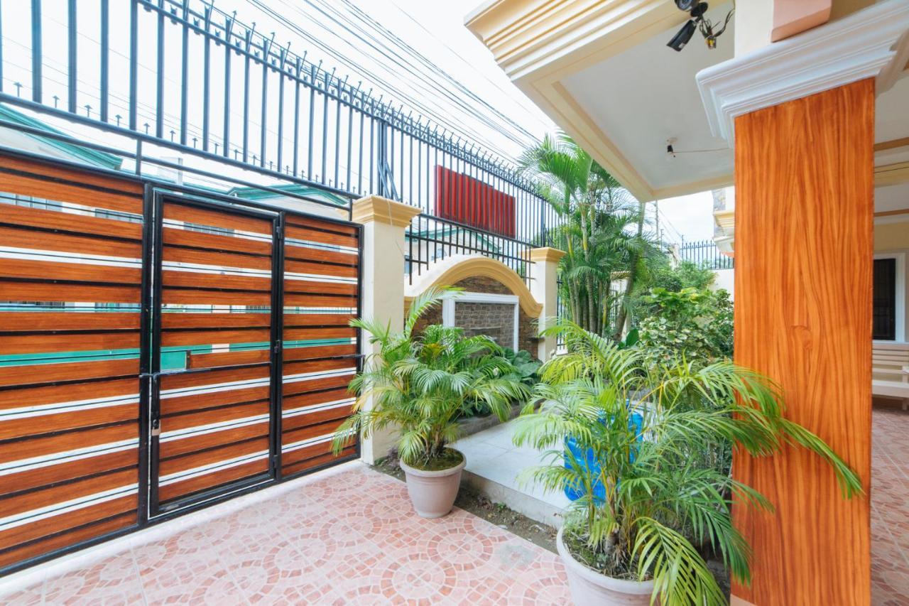 Reddoorz @ Q Abeto Street Mandurriao Ξενοδοχείο Iloilo City Εξωτερικό φωτογραφία