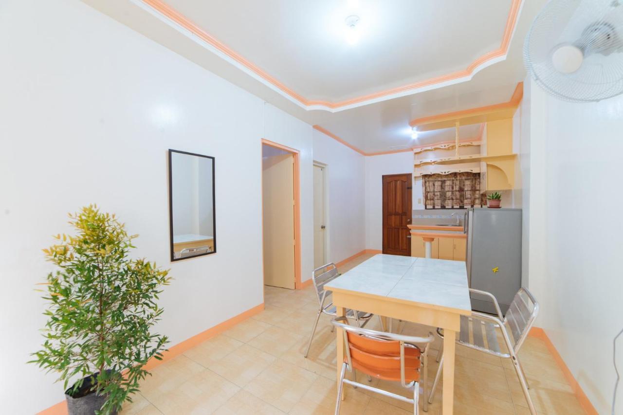 Reddoorz @ Q Abeto Street Mandurriao Ξενοδοχείο Iloilo City Εξωτερικό φωτογραφία